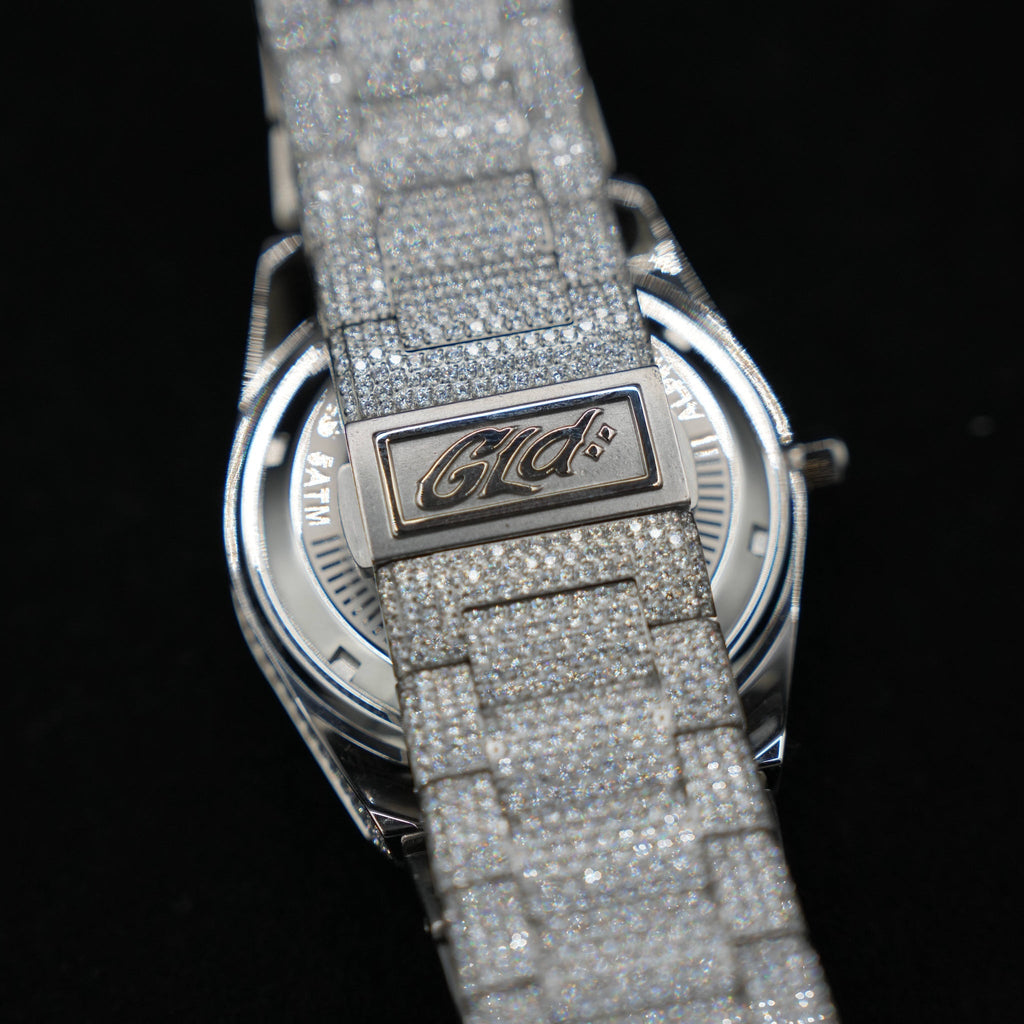 42MM Fully Iced Ruby Accent Alpha Era® 316