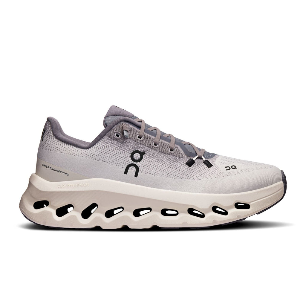 On Cloudtilt “Rock/Ivoryâ€?